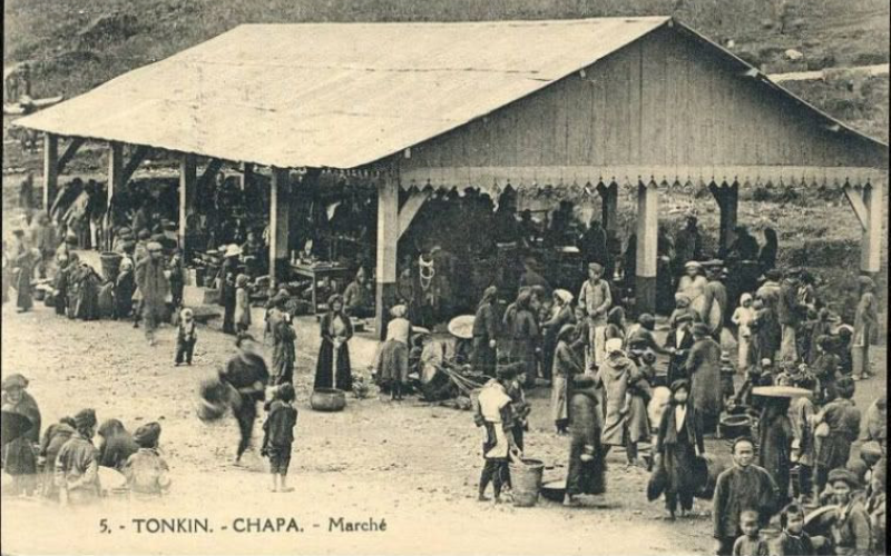 Local Ethnic Communities Gathering At A Traditional Market In Sapa
